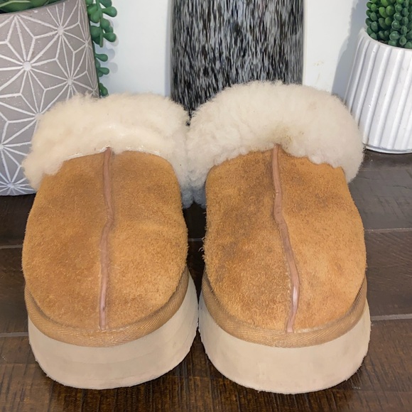 3/$60 UGG Disquette Chestnut Shearling Lined Mules Size 7 - Picture 3 of 15